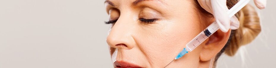 woman taking Botox treatment